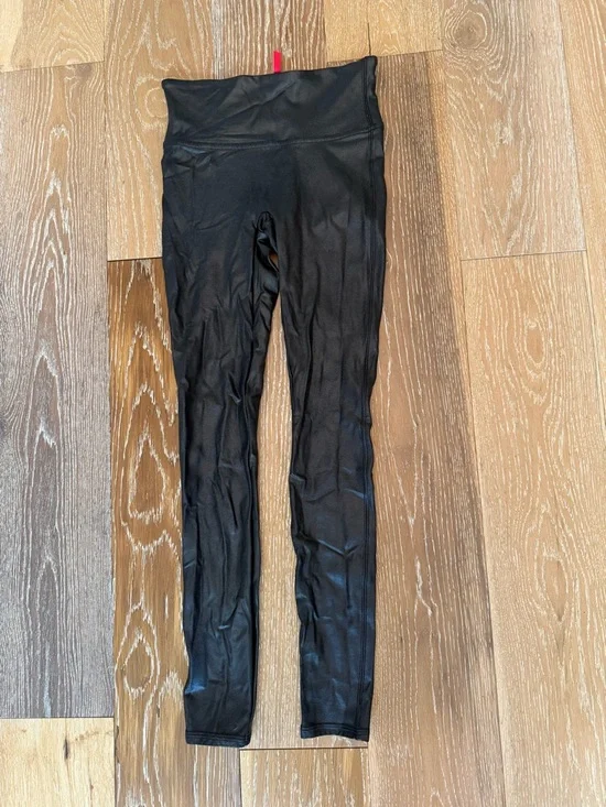 SPANXshape™ black Faux Leather
Leggings - Picture 4 of 9